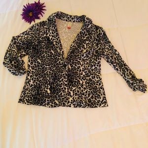 Women’s Leopard print blazer. Size XL